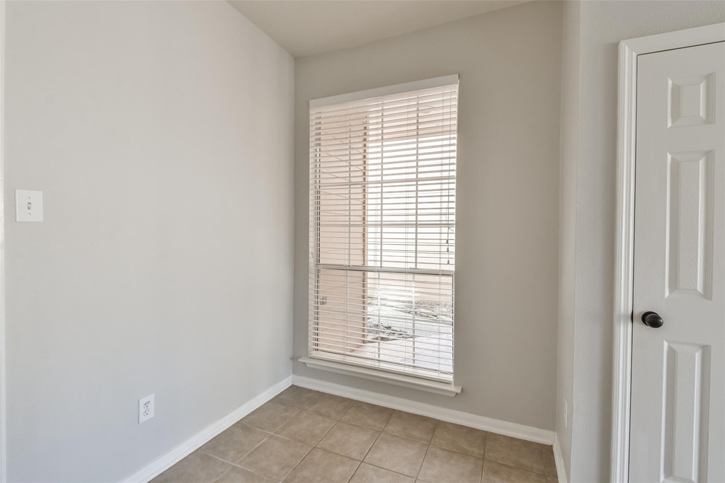 43 Alderon Woods Place - Photo 14
