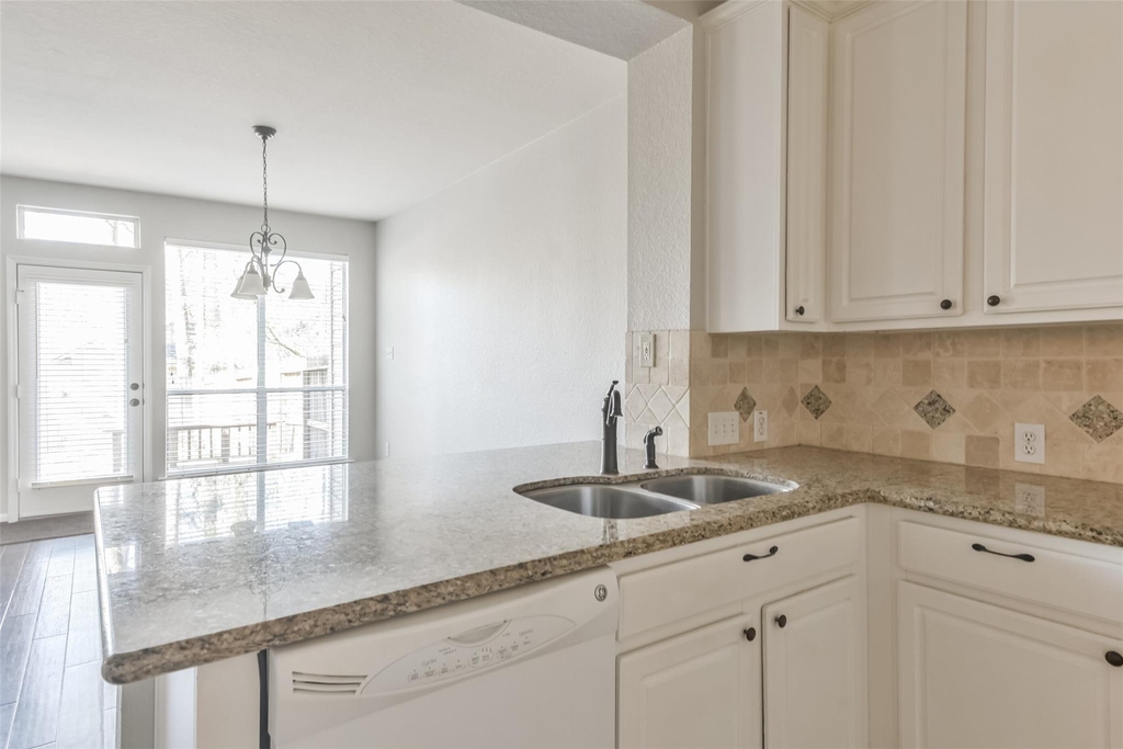 43 Alderon Woods Place - Photo 18