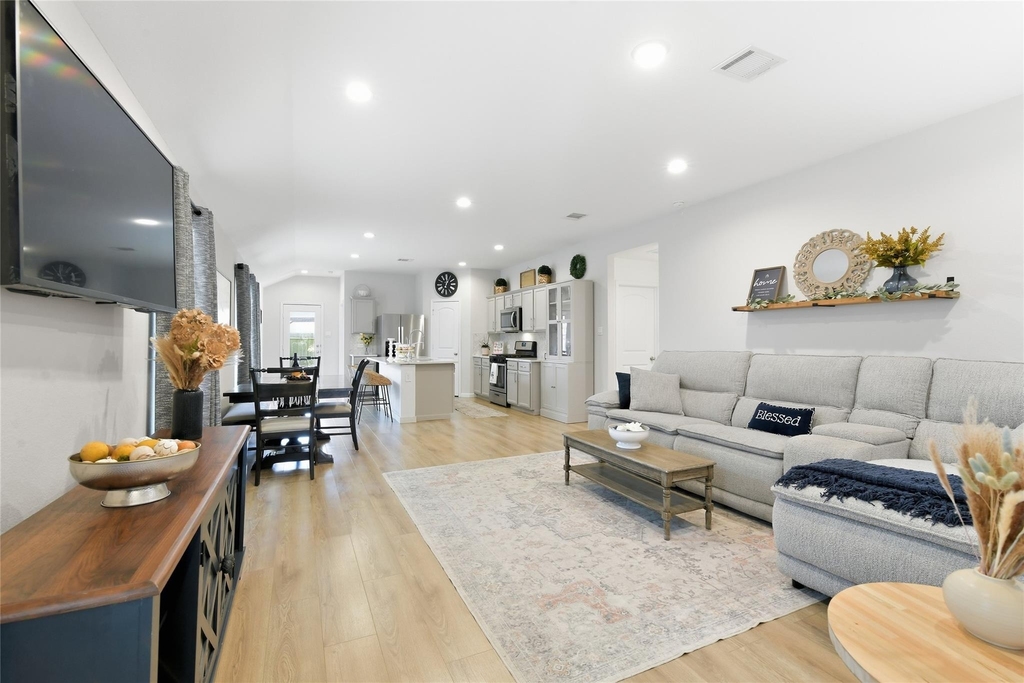21214 Alder Oaks Drive - Photo 2