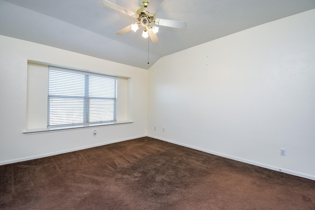 20802 Oak Rain Court - Photo 11