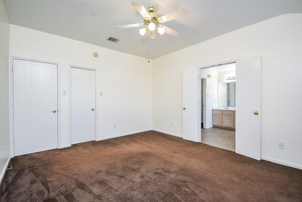 20802 Oak Rain Court - Photo 9