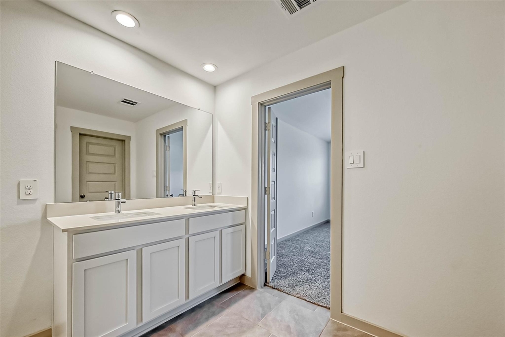 819 Dhalia Petal - Photo 40