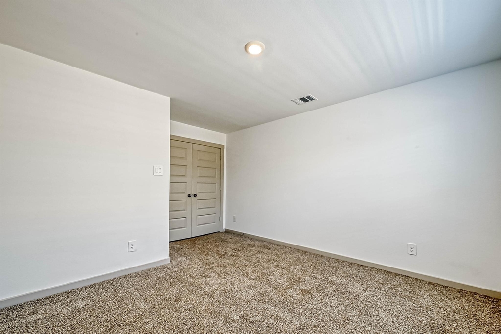 819 Dhalia Petal - Photo 32