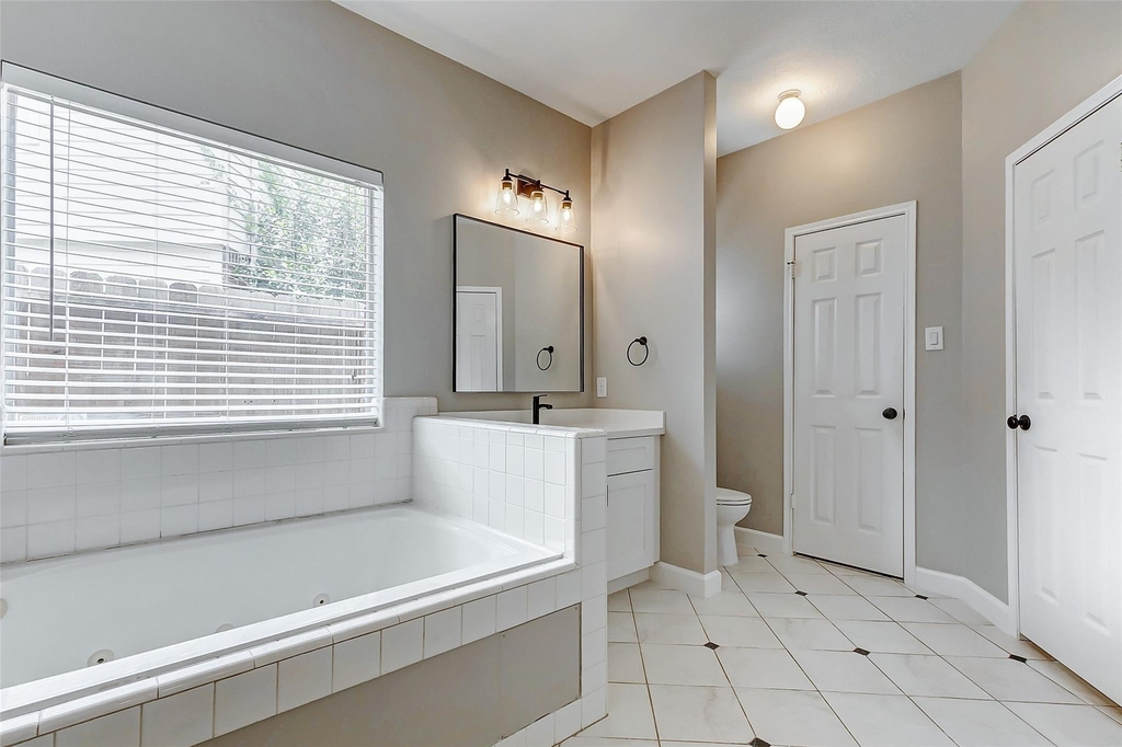 10626 Alderford Court - Photo 19