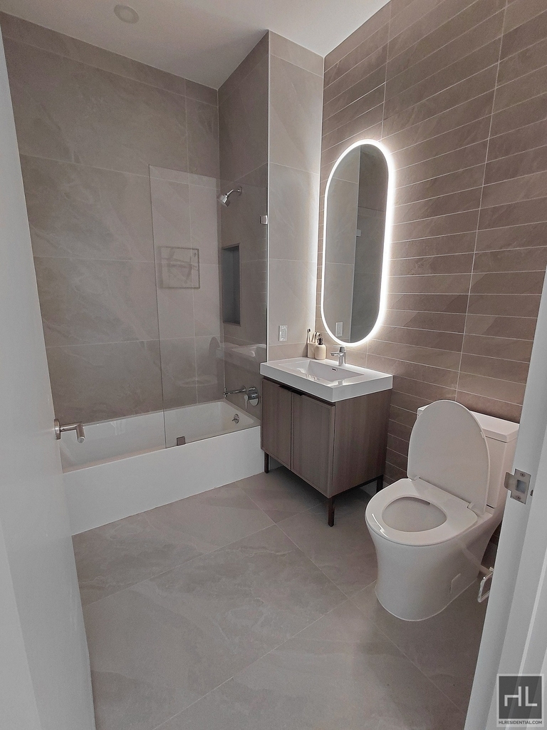 Rockwell Place - Photo 1