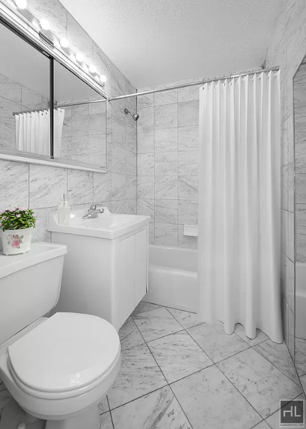 East 52nd Street - Photo 3