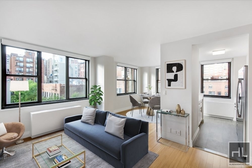 East 29th Street - Photo 0