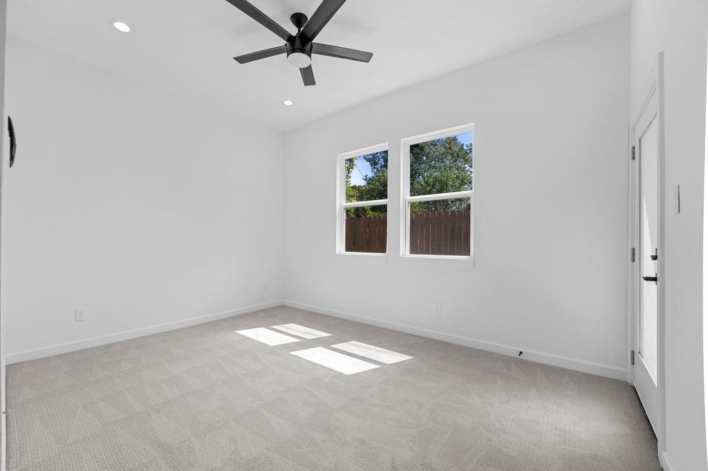 7323 Bastogne Road - Photo 34