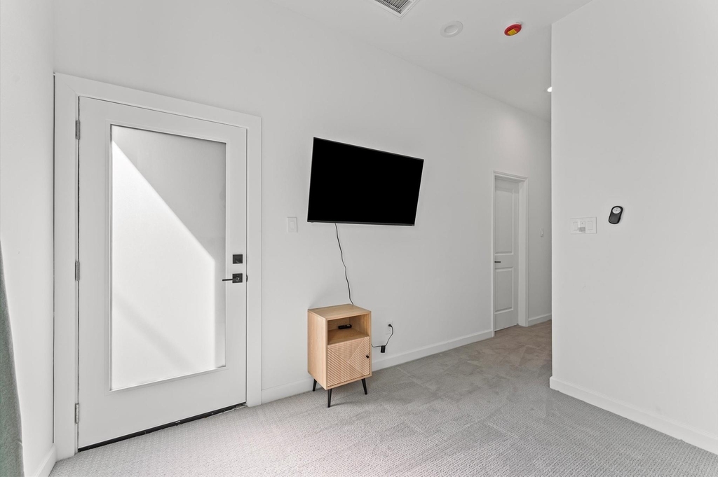 7323 Bastogne Road - Photo 41
