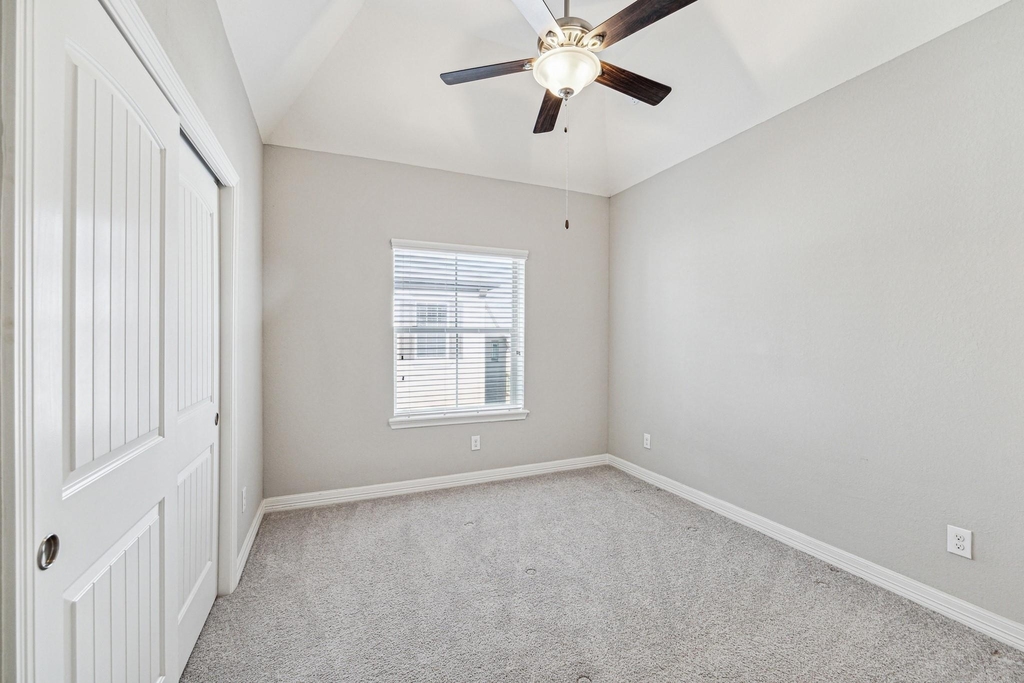 436 N Live Oak Street - Photo 9