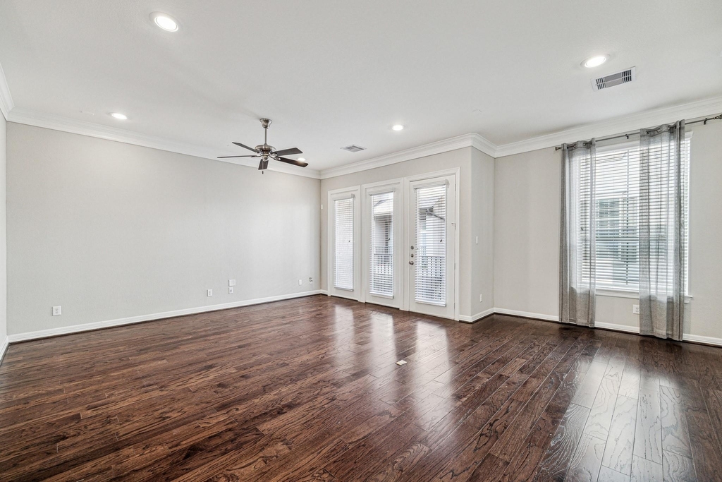 436 N Live Oak Street - Photo 5