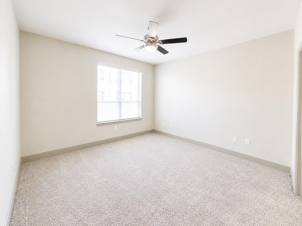 1340 W Gray Street - Photo 6