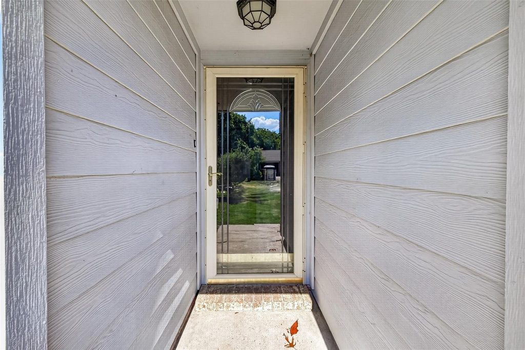10038 Green Valley Lane - Photo 3