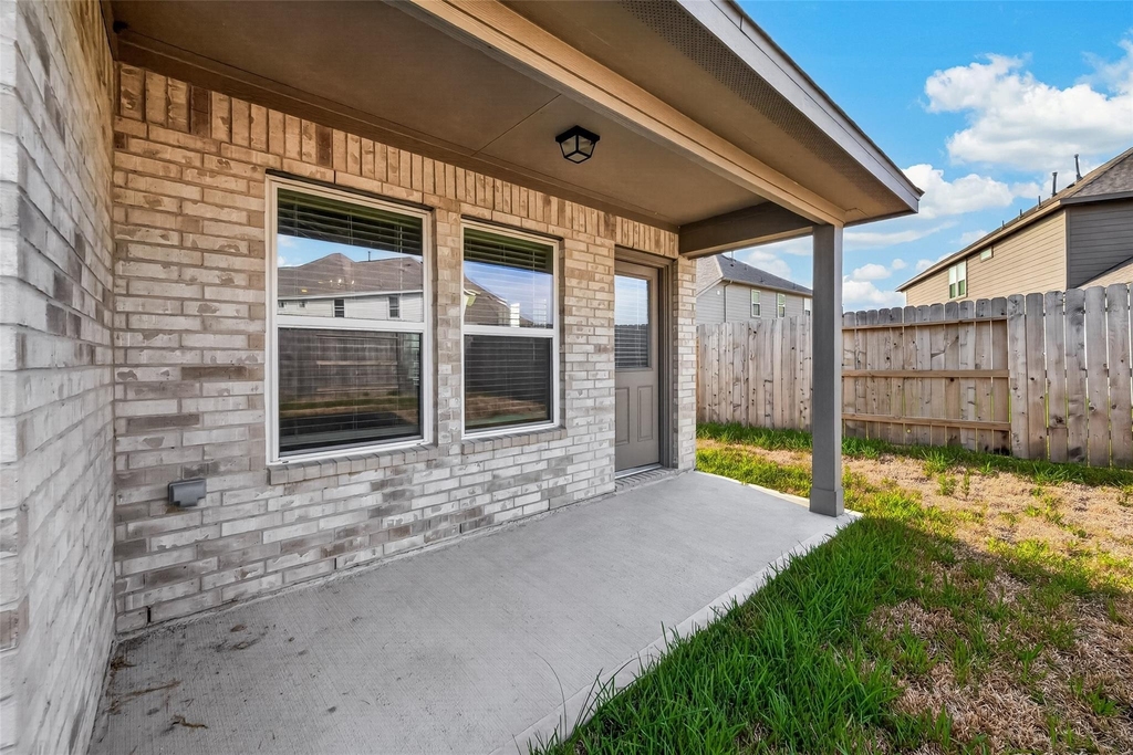 7423 Sunlit Harbor Drive - Photo 40