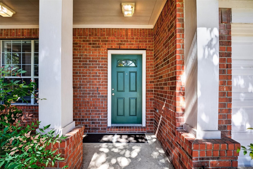 10627 Saratoga Square - Photo 4