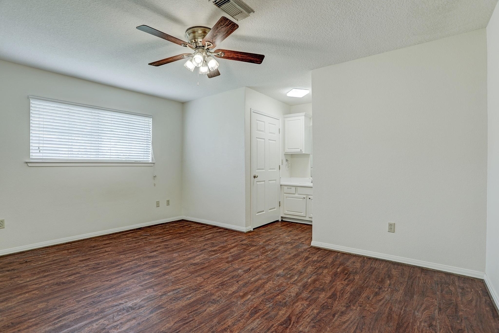 16711 N Wayne Lane - Photo 4