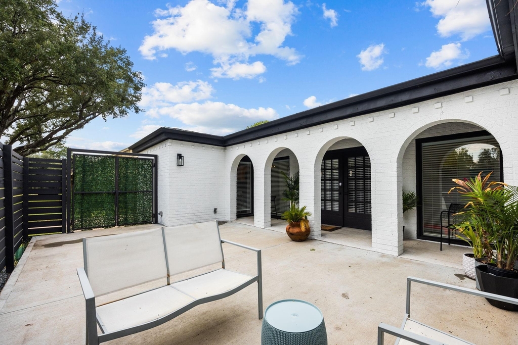 7902 Richmond Avenue - Photo 44