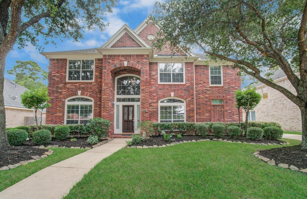 15919 Hurstfield Pointe Drive - Photo 1