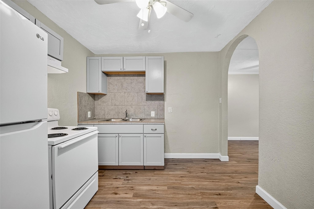 4203 Polk Street - Photo 15