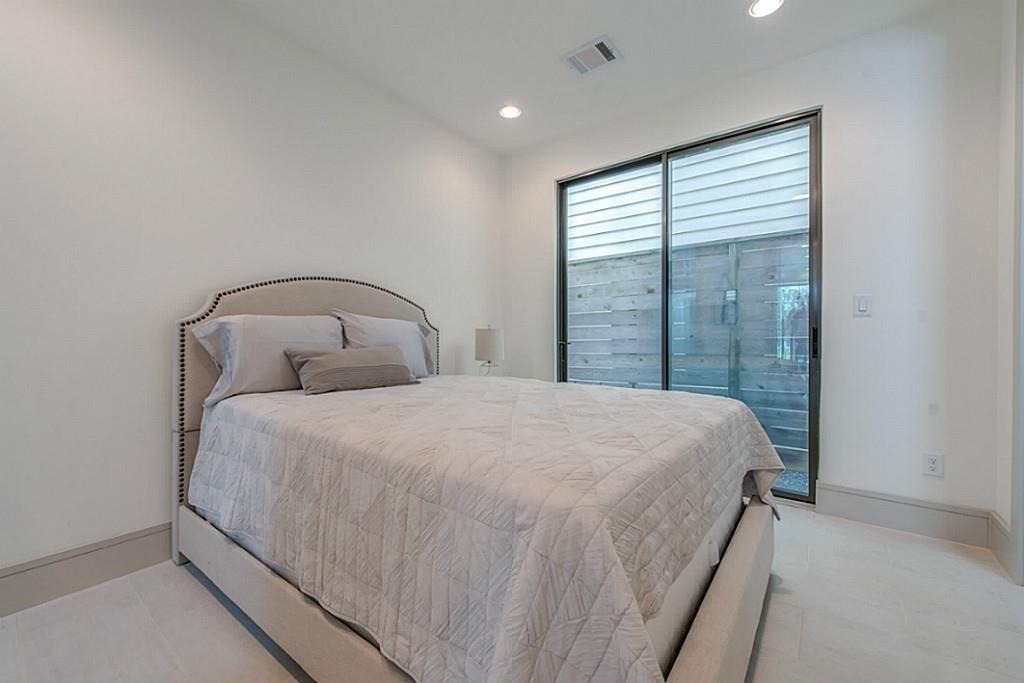 2516 Pease Street - Photo 9