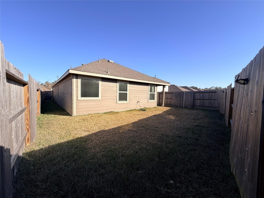2023 Foxtail Creek Ct Crosby, Tx 77532 - Photo 17