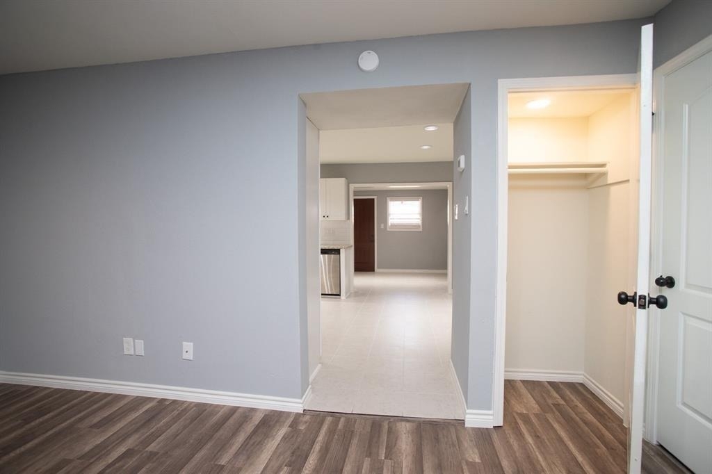5821 Sunforest Dr - Photo 10
