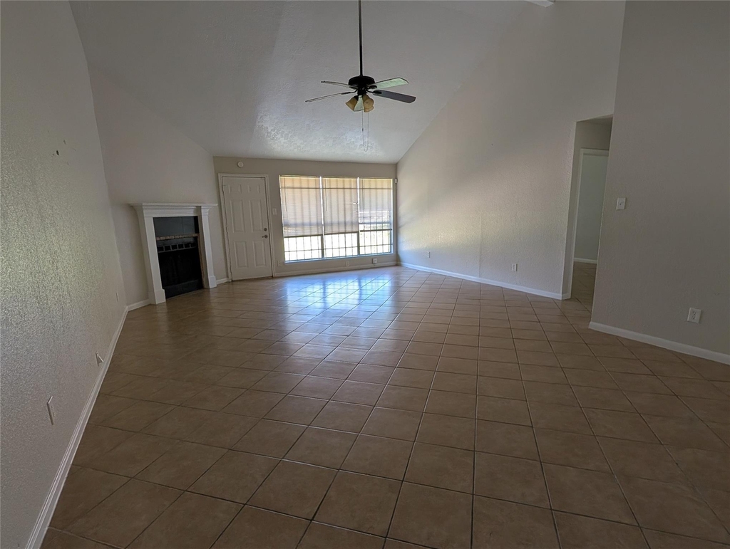 2607 Grand Teton Drive - Photo 4