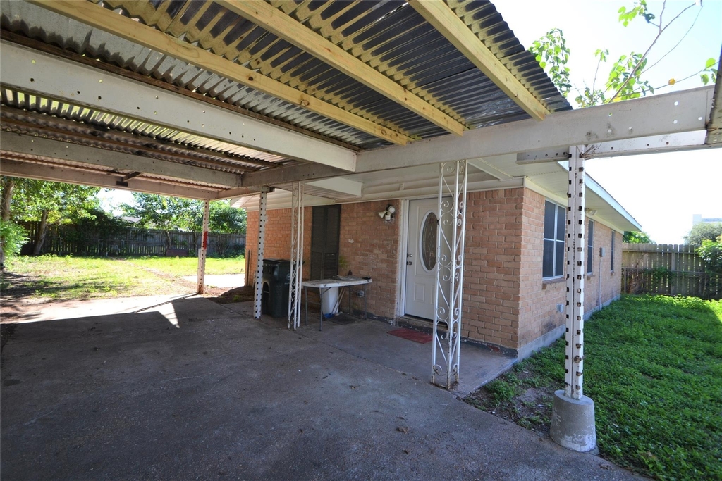 406 Pine Street - Photo 1