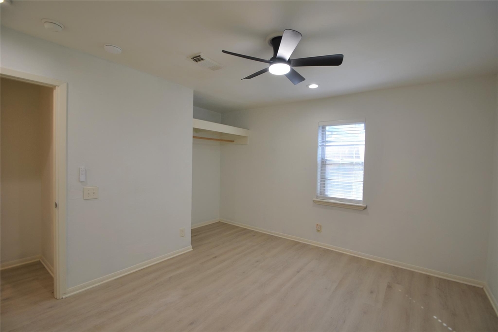 406 Pine Street - Photo 14