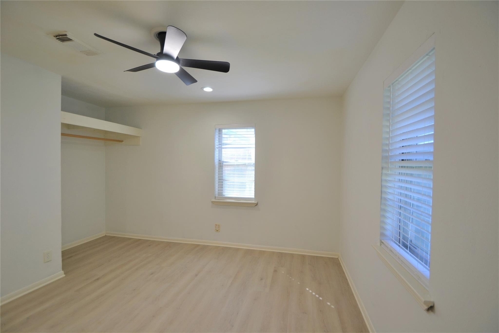 406 Pine Street - Photo 15