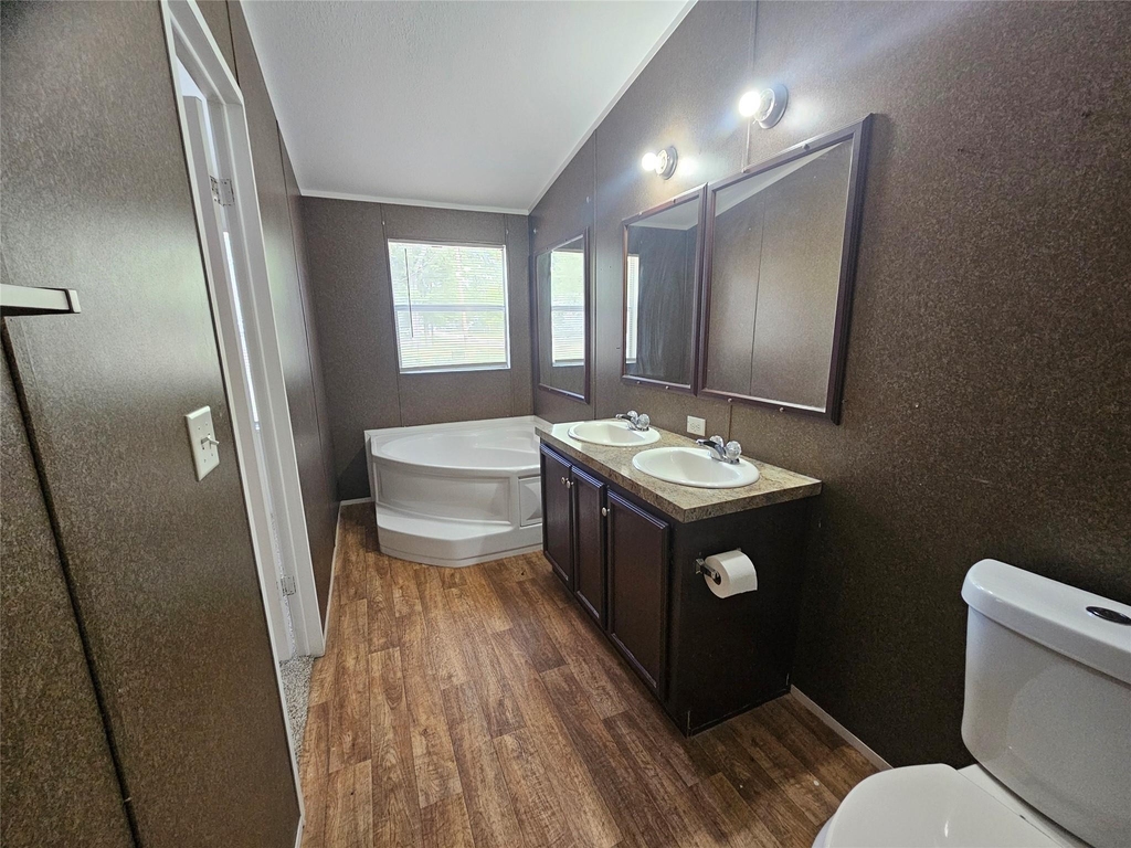 180 Carrier Avenue - Photo 10