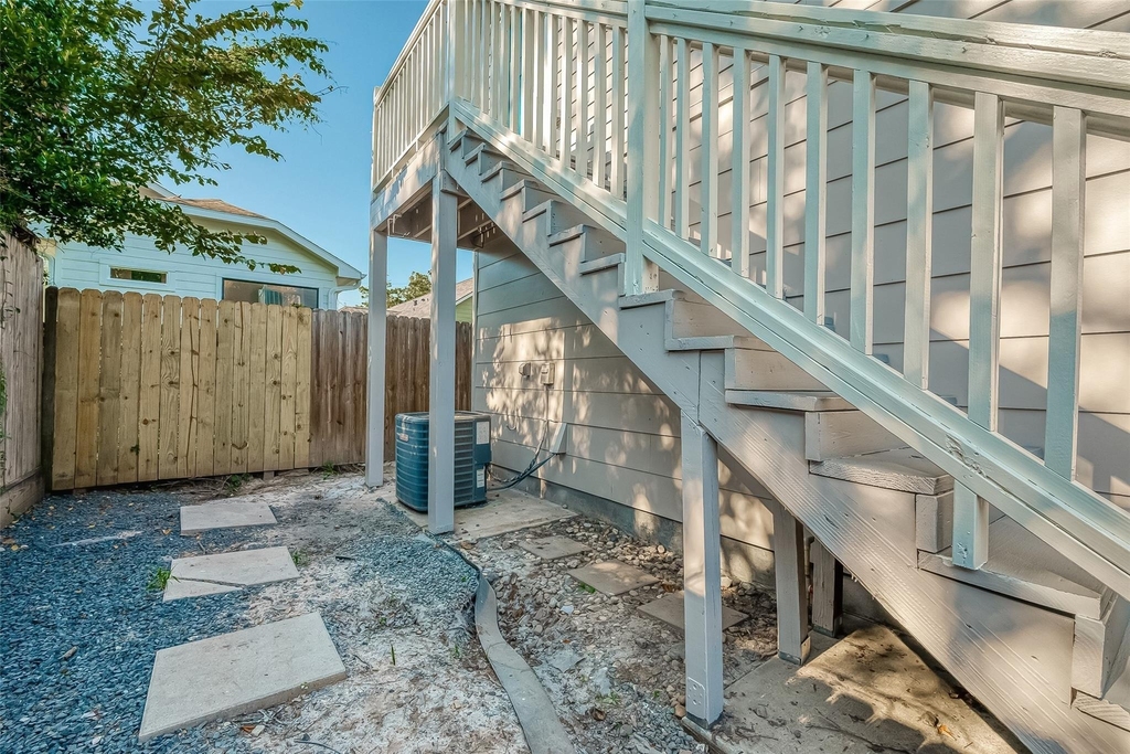 1110 E 24th Street - Photo 16
