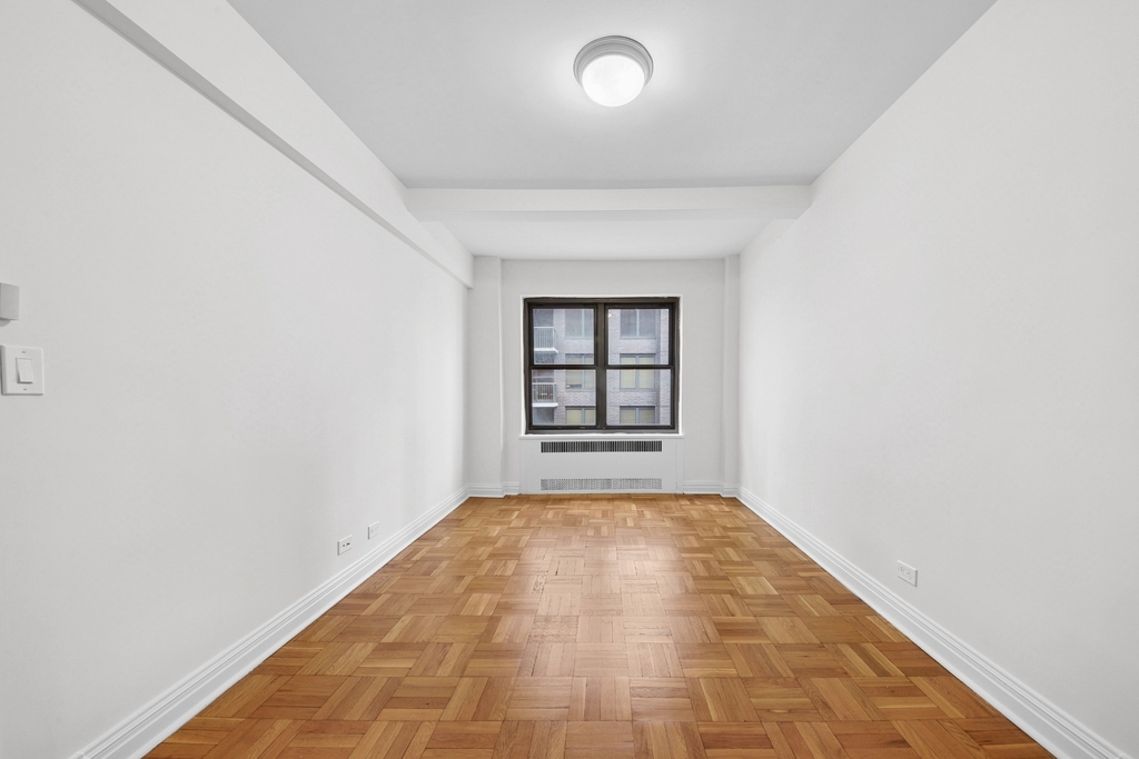 141 East 56th Street #10A - Photo 1