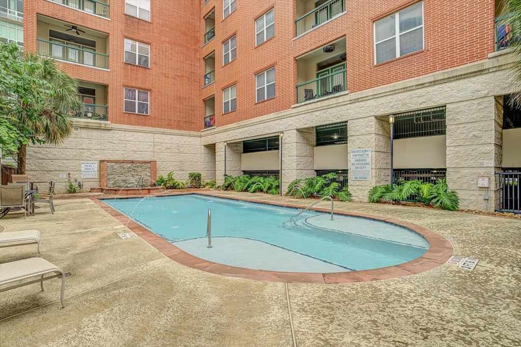 300 St Joseph Parkway - Photo 45