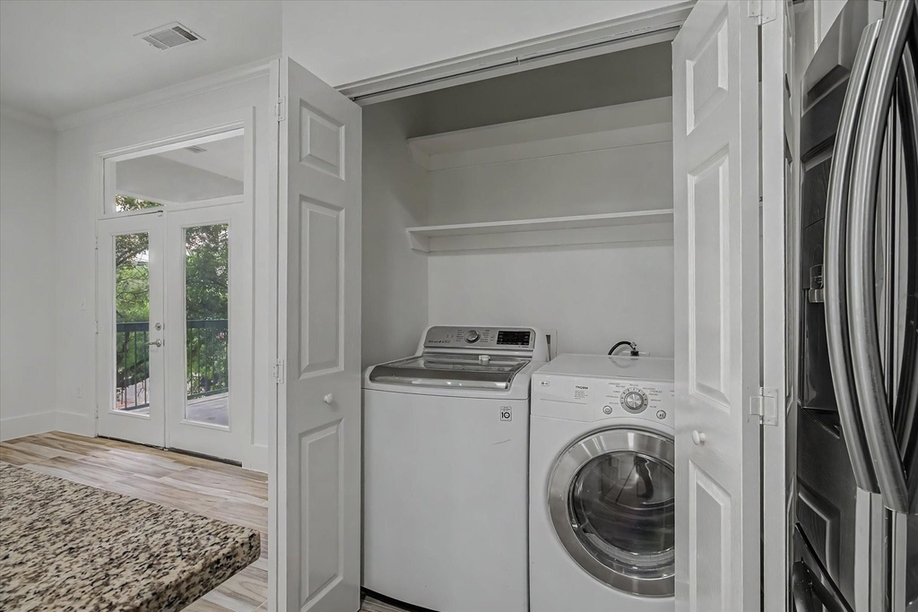 300 St Joseph Parkway - Photo 37