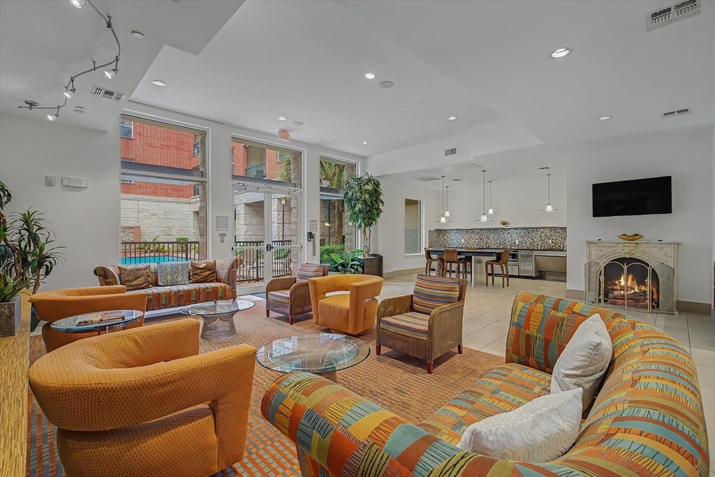 300 St Joseph Parkway - Photo 41