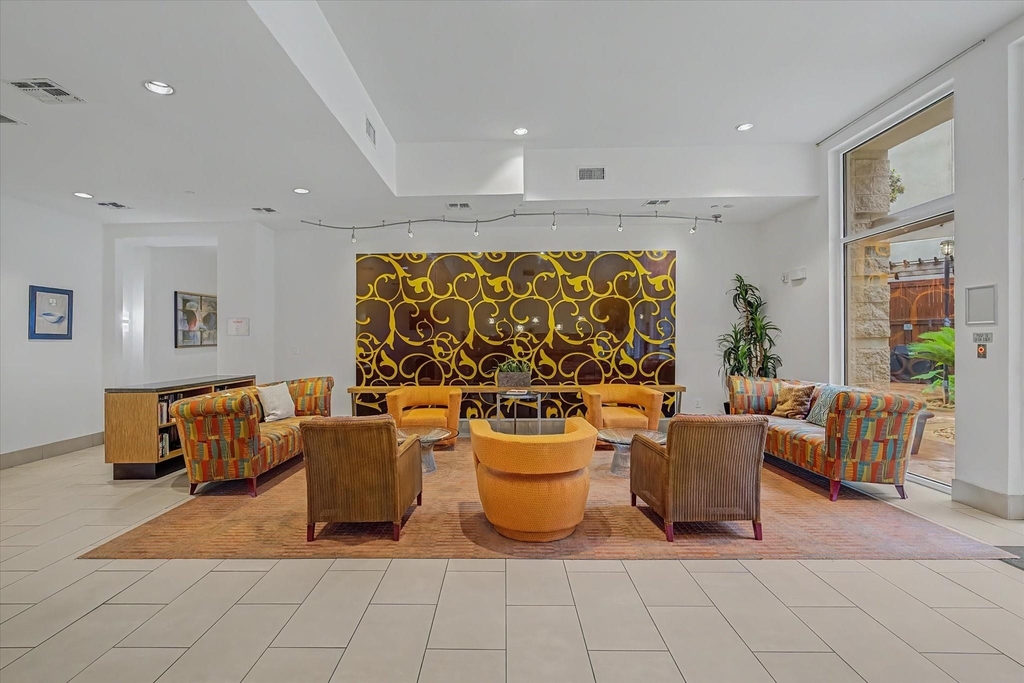 300 St Joseph Parkway - Photo 42