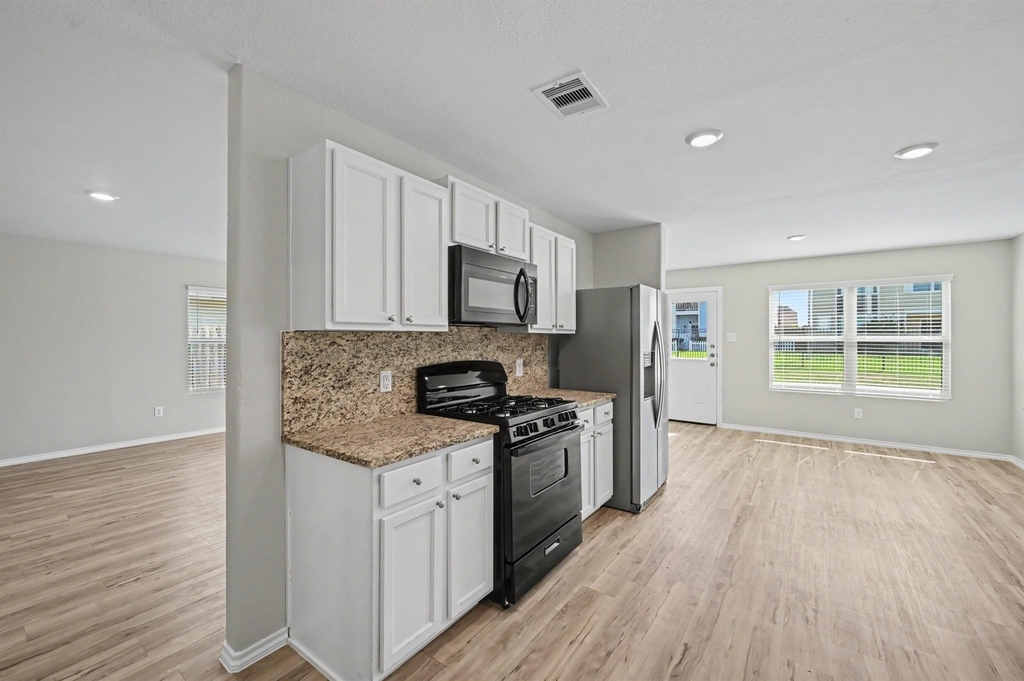11135 N Lake Mist Lane - Photo 17