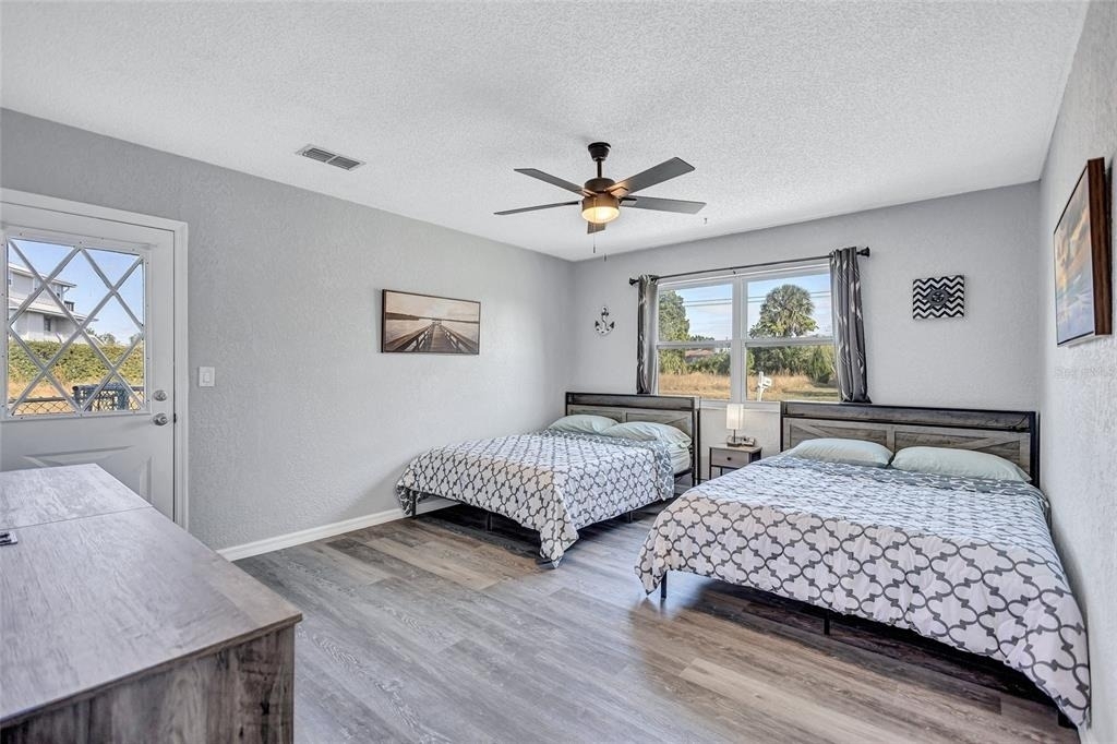 3405 Poinsettia Drive - Photo 6