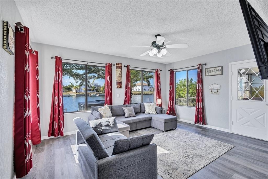 3405 Poinsettia Drive - Photo 17