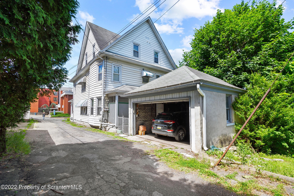 1015 E Gibson Street - Photo 32