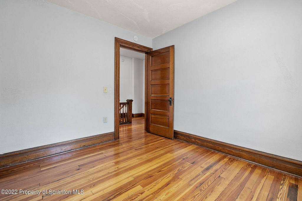 1015 E Gibson Street - Photo 16
