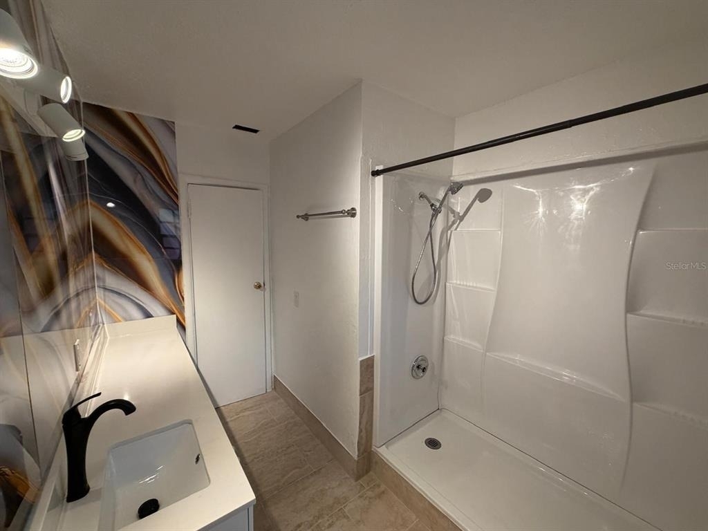 621 Lincoln Avenue - Photo 6