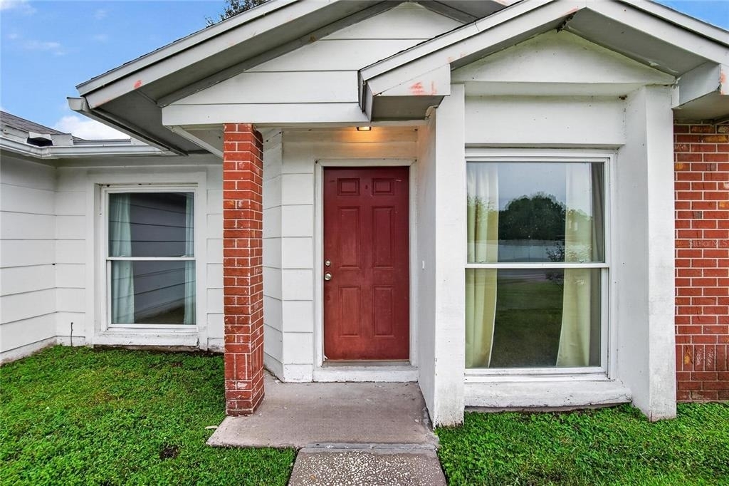629 Stillview Circle - Photo 1