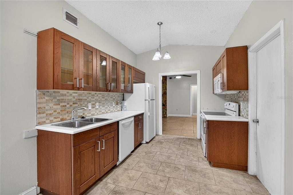 629 Stillview Circle - Photo 22