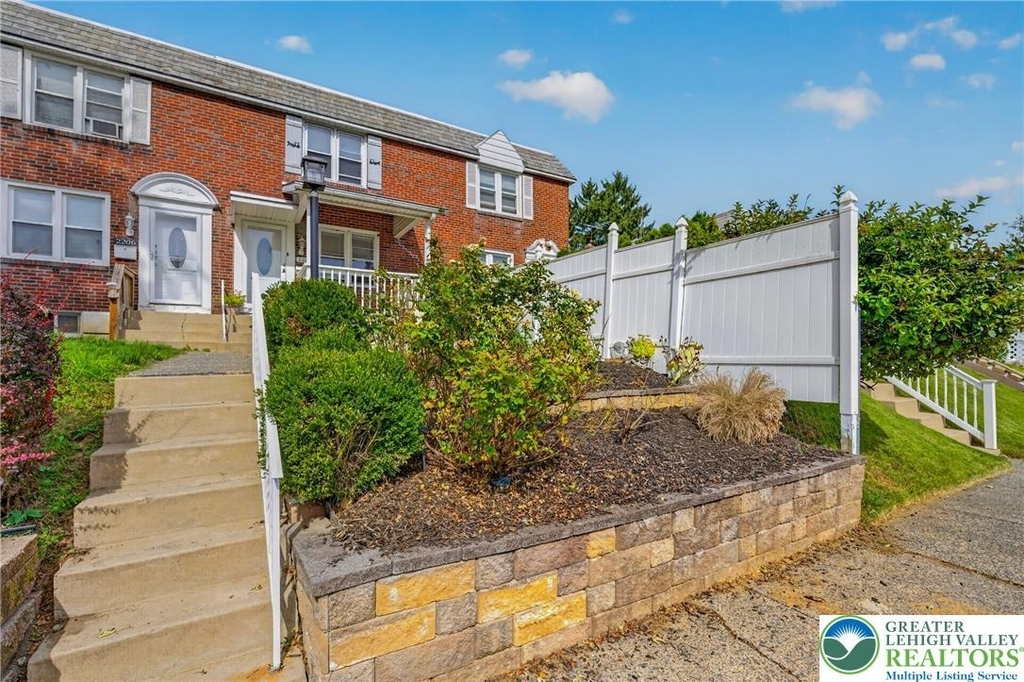 2204 Baker Drive - Photo 4