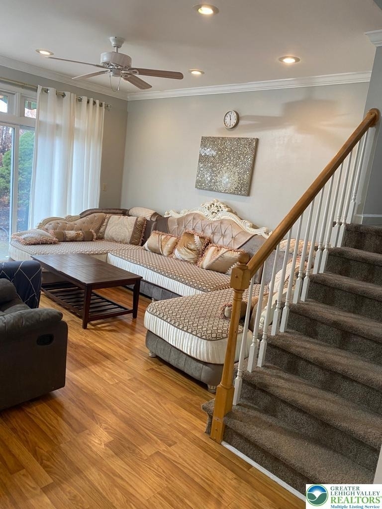 1657 Harding Circle - Photo 7