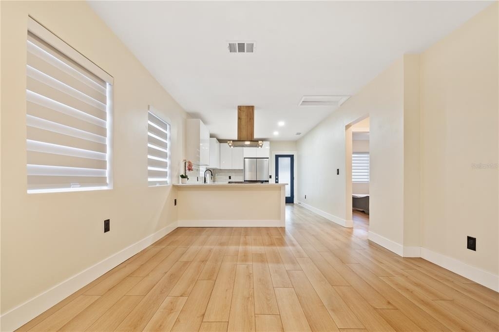 6910 N Brevard Avenue - Photo 5