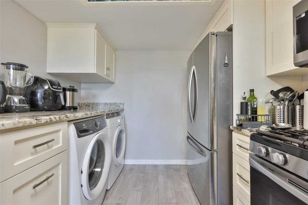 5400 Park Street N - Photo 8