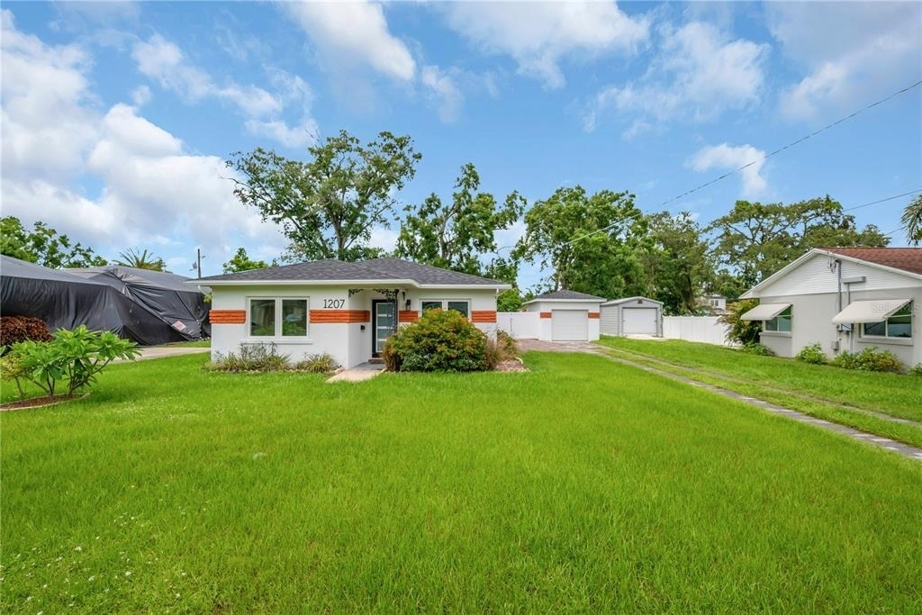 1207 W Adalee Street - Photo 2